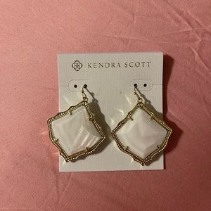 Kendra Scott Kirsten Gold Mother of Pearl Earrings - NWT